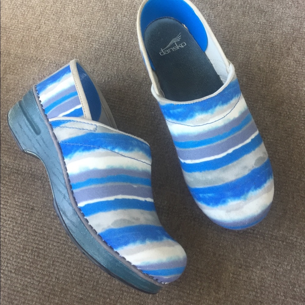 Dansko. Clogs